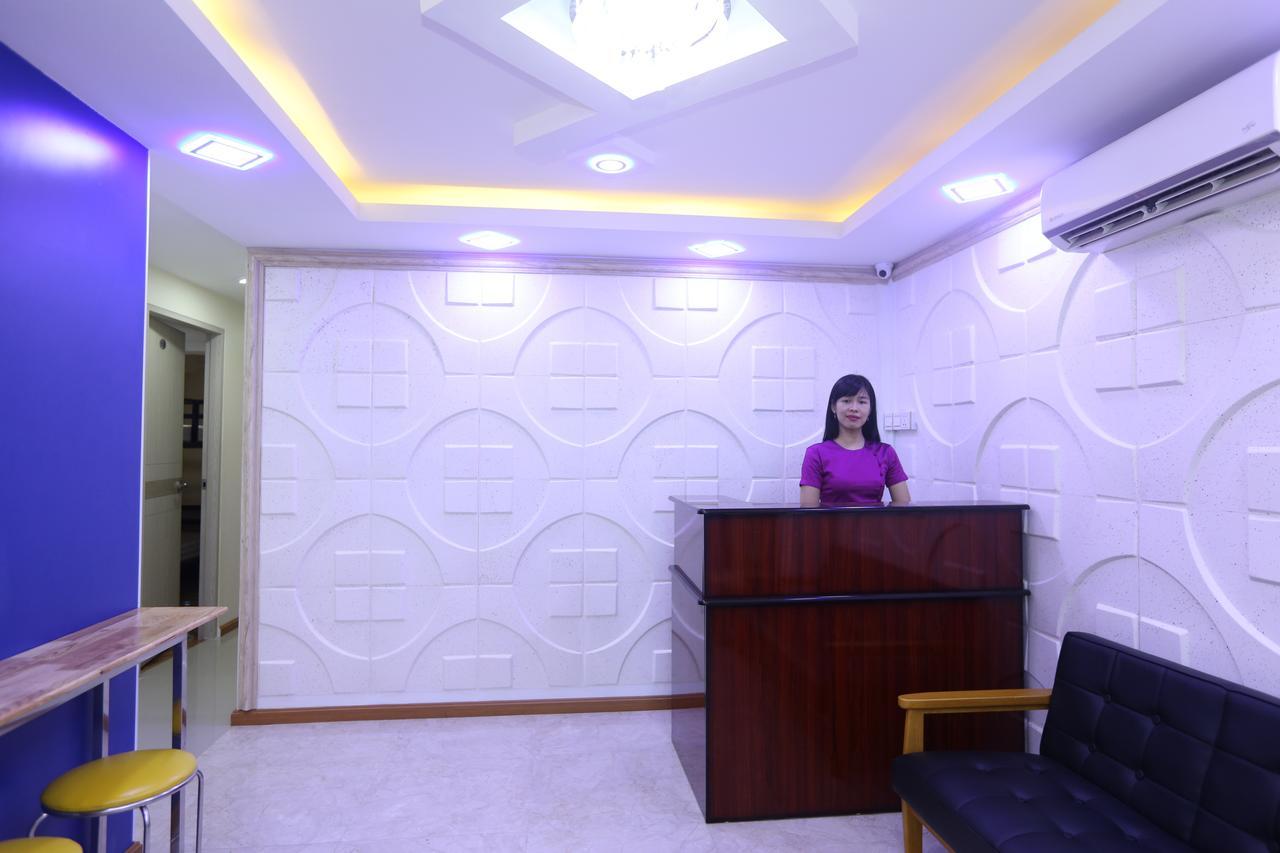 November Hostel Янгон Екстер'єр фото